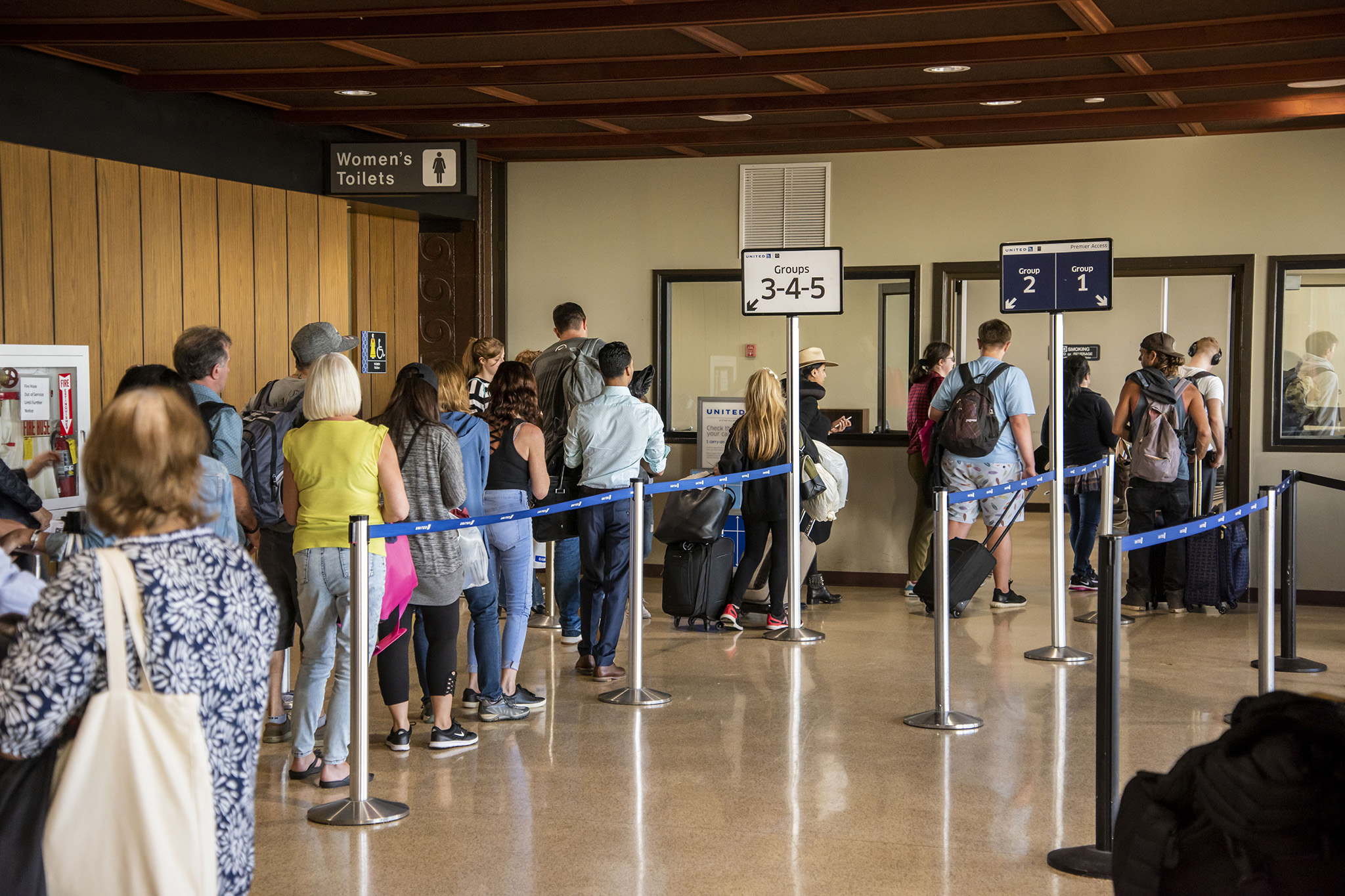 Bedbugs invade Hawaii's Honolulu airport, prompt gate closures